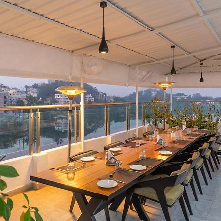 Rajdarshan - A Lake View Hotel In אודייפור מראה חיצוני תמונה