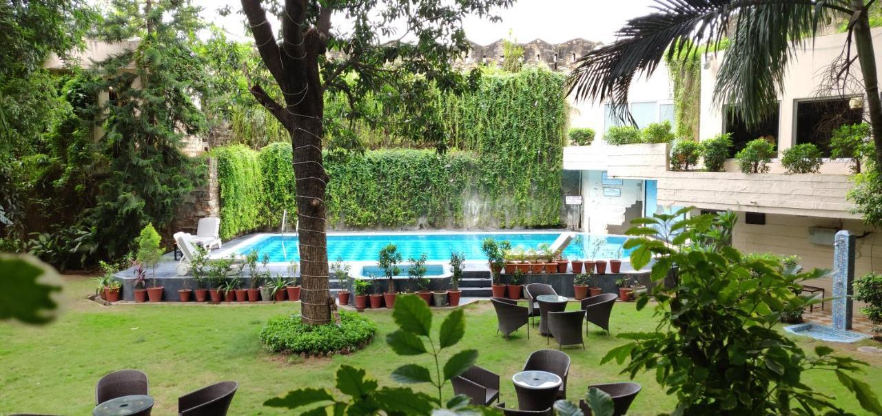 Rajdarshan - A Lake View Hotel In אודייפור מראה חיצוני תמונה