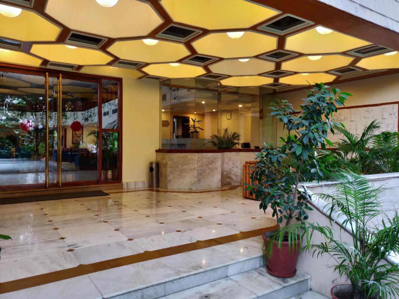 Rajdarshan - A Lake View Hotel In אודייפור מראה חיצוני תמונה